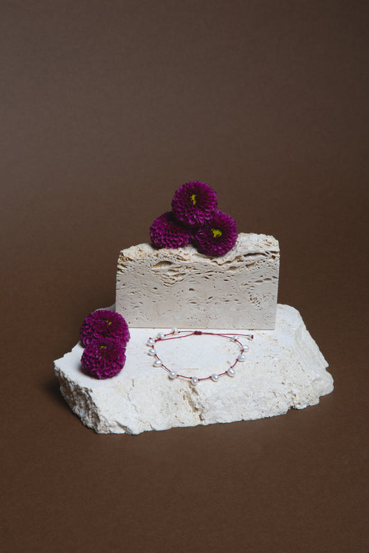 Braccialetto con perle bianche M