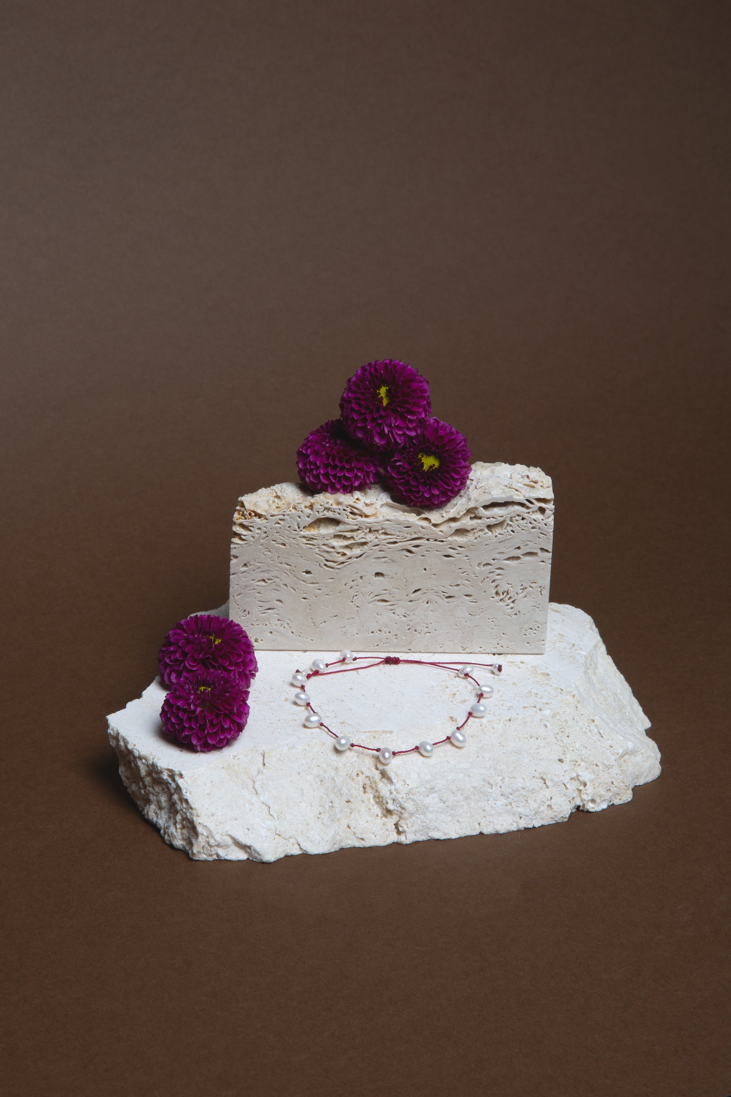 Braccialetto con perle bianche M