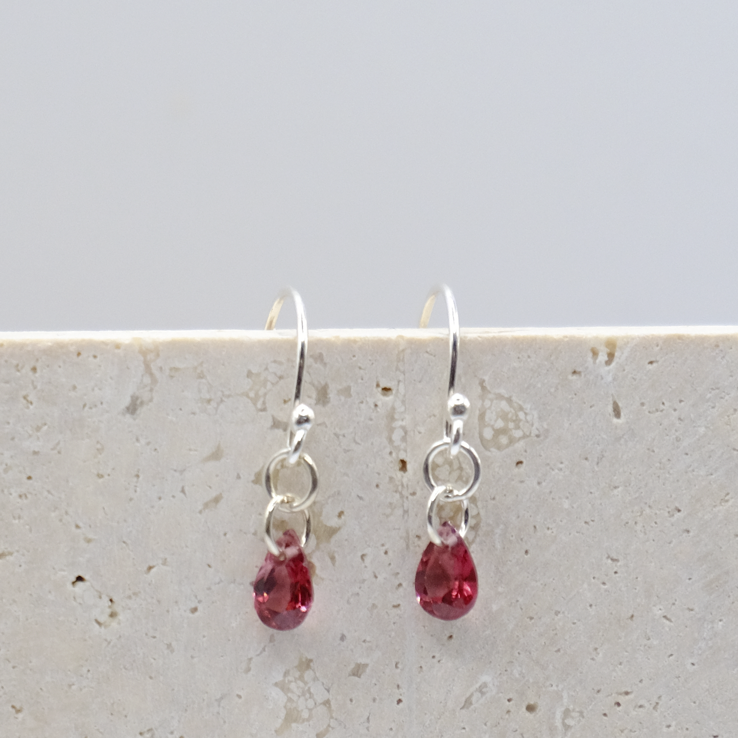 Orecchini Goccia piccola Granato